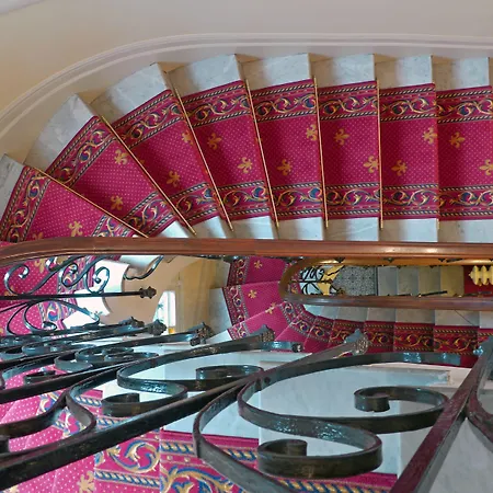 Rivoli Hotel