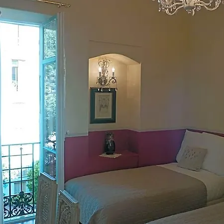 Rivoli 3*