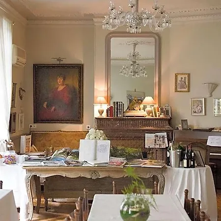 Rivoli Hotel 3*