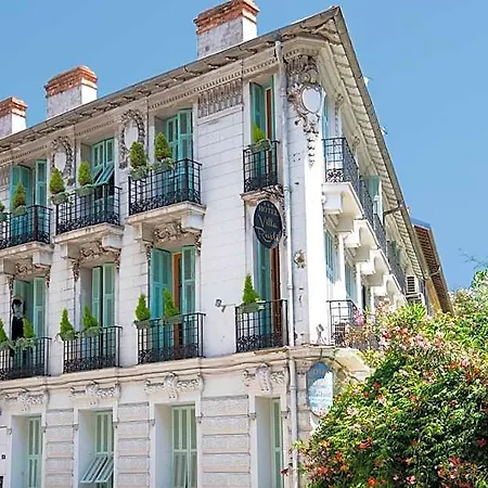 Rivoli Hotel 3*