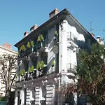 Rivoli Hotel
