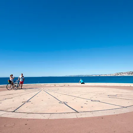 Rivoli Szálloda Nizza