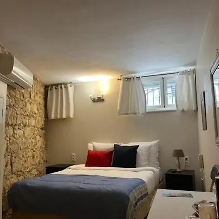 Rivoli Ξενοδοχείο 3*